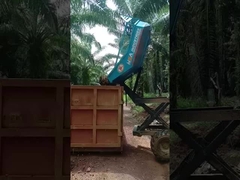 Трактор пальмового масла